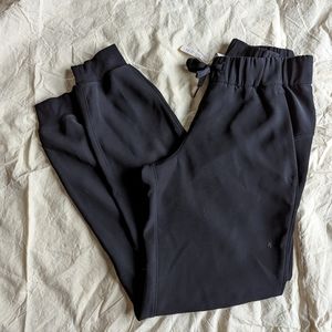 Lululemon black jogger